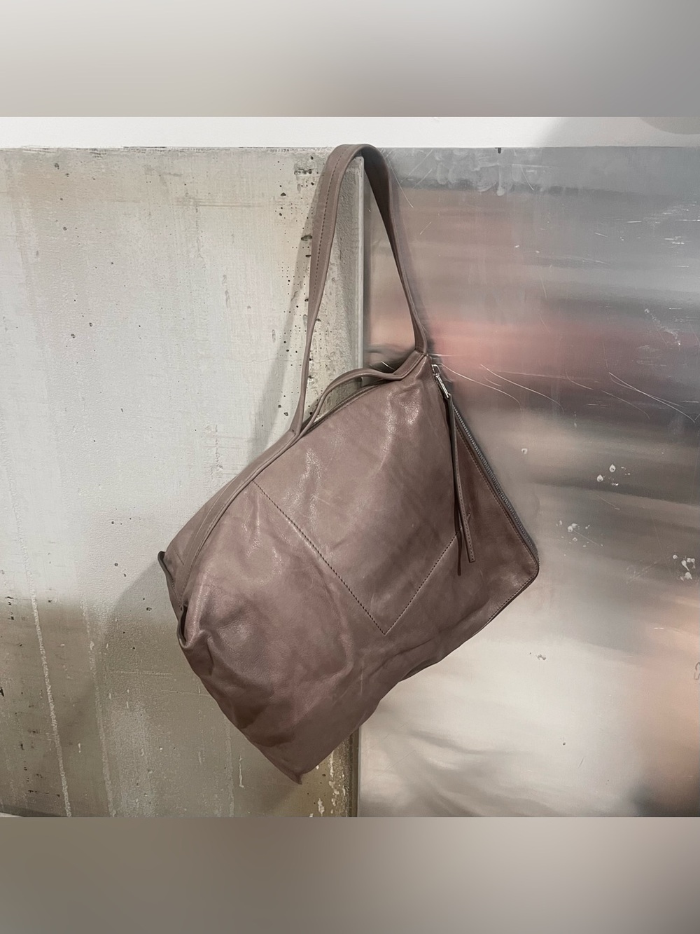 $3915 Rick Owens Dark Dust Large Distressed Leather Bucket Duffle Bag